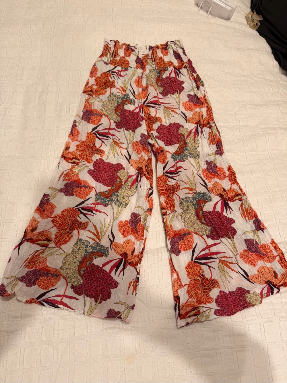 Rachel Zoe White Wide-Leg Pants with Orange & Pink Floral Print